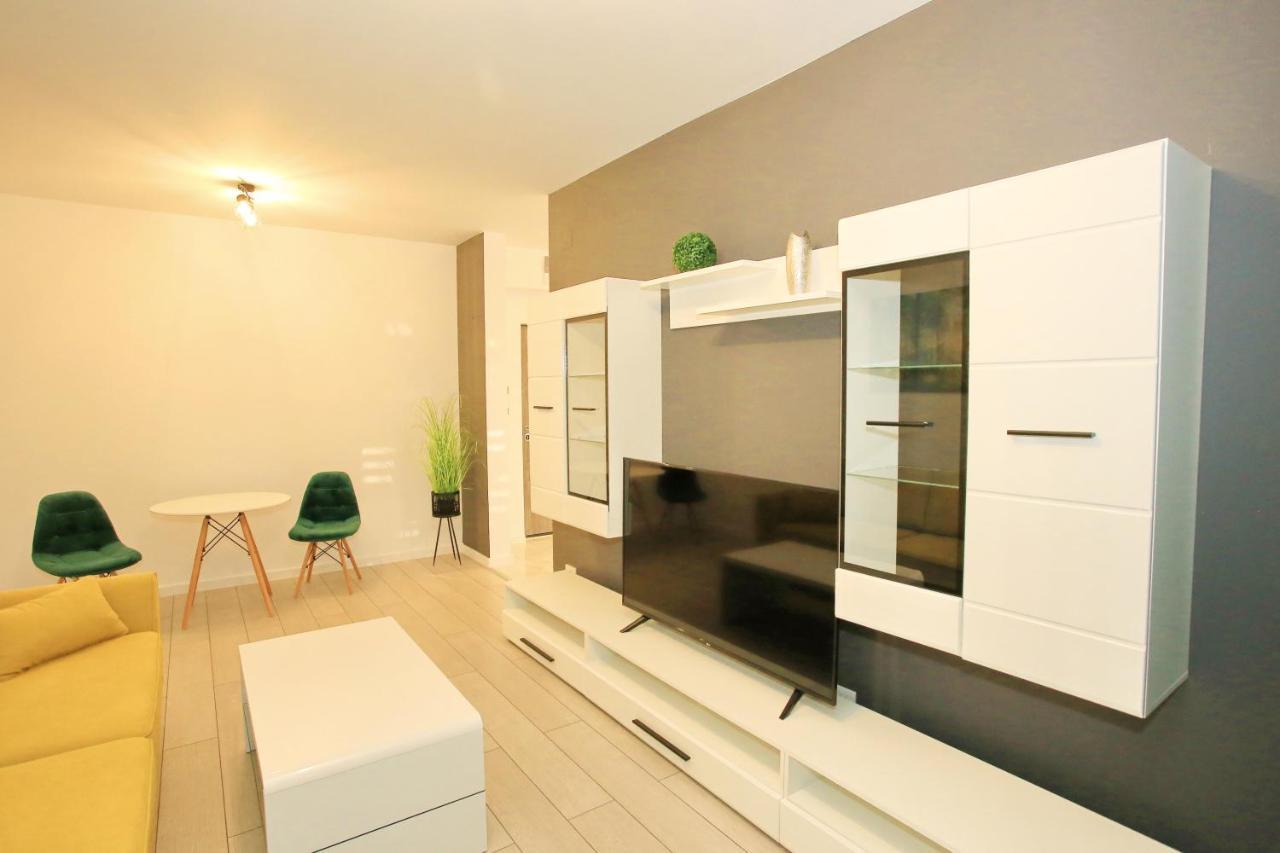 Apartament Prima Nufarul Ralu Орадя Екстер'єр фото