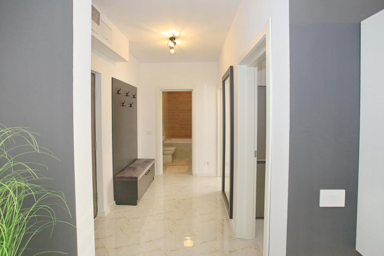 Apartament Prima Nufarul Ralu Орадя Екстер'єр фото